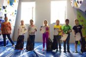 Юные алтайские скалолазы – победители и призёры Открытого первенства Новосибирской области дисциплине боулдеринг.