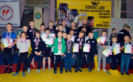 В Барнауле завершился межрегиональный турнир по панкратиону и грэпплингу «Сибирский борец».