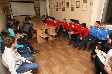 На Всероссийском общеобразовательном фестивале футбольного мастерства «Играй и живи в ТЕМПЕ» прошёл семинар для тренеров и состоялись мастер-классы для юных дикторов, журналистов и фотографов.