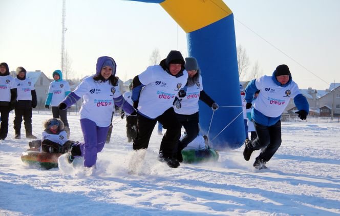 Согрелись спортом.  В Заринске 21 января весело и задорно отметили Всероссийский «День снега»