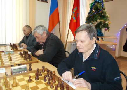 Юрий Разговоров - победитель первенства Алтайского края по классическим шахматам среди ветеранов.