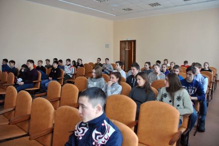 В Алтайском училище олимпийского резерва 25 января прошло мероприятие месячника молодого избирателя.