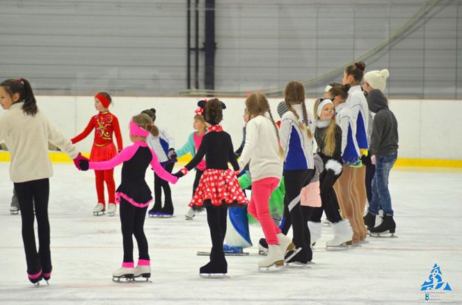 Барнаульцев приглашают бесплатно покататься на коньках и сняться в массовке фильма.