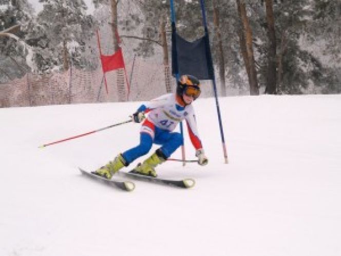 Команда Белокурихи вышла победительницей III этапа Кубка края по горнолыжному спорту в дисциплине слалом-гигант.  