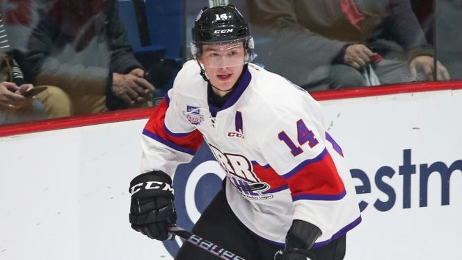 Андрей Свечников, начавший заниматься хоккеем в Барнауле, может стать самым востребованным форвардом на драфте НХЛ