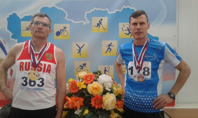 ЧР-2018 по лёгкой атлетике среди ветеранов в помещении: Дадыкин и Озюменко