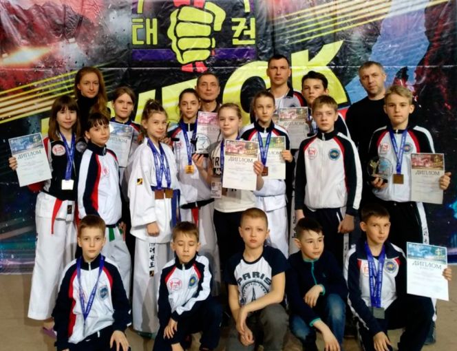 Алтайские тхэквондисты на «Кубке Байкала»