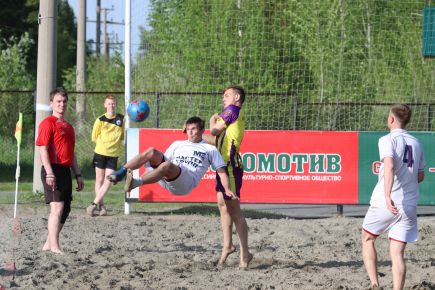 Новый сезон «Евразийской лиги пляжного футбола» стартовал в Барнауле. Фото: Виталий УЛАНОВ