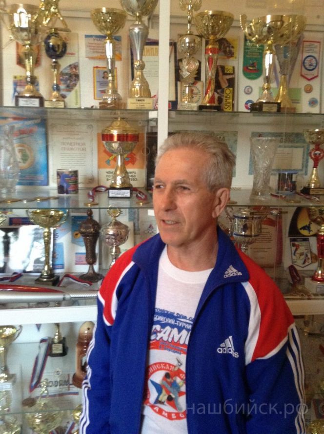 Тренер по самбо, дзюдо и боксу Александр Михайлович Гуляев. Фото: «Наш Бийск»