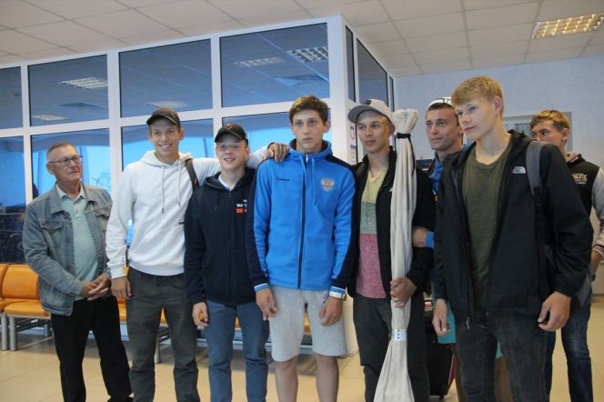  Артём Пискун в аэропорту Барнаула 