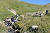 Алтайские мототуристы первыми покорили тропы близ реки Башкаус