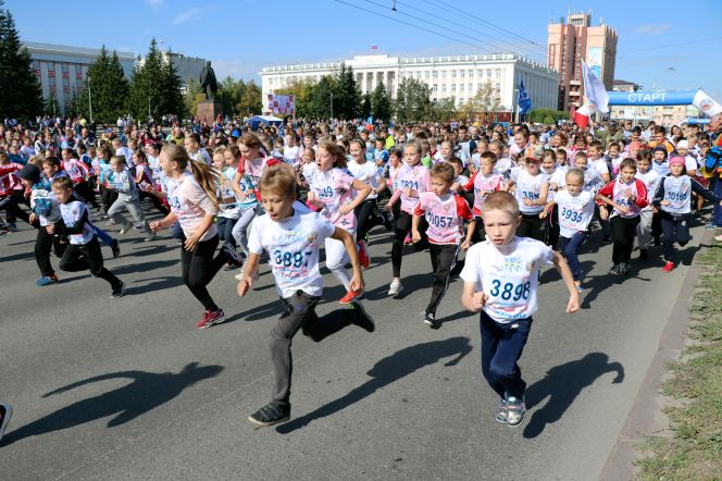 Всероссийский день бега «Кросс нации - 2018» в Барнауле. Фото: Виталий УЛАНОВ