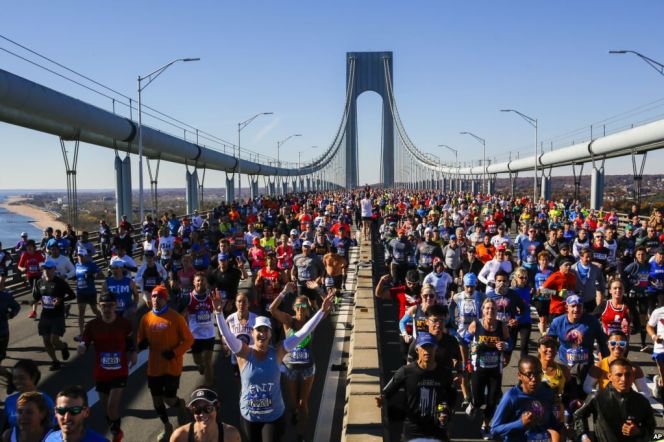 Международный Нью-Йоркский марафон. AP Photo/Eduardo Minoz Alvarez