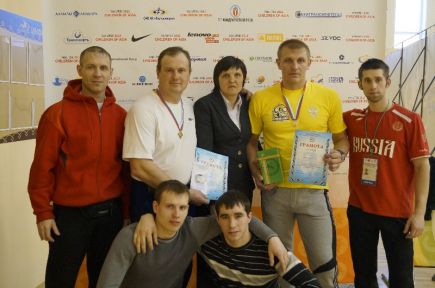 Семь гиревиков из Алтайского края завоевали путёвки в финал чемпионата России (фото).