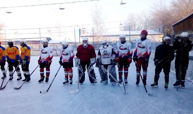 В Рубцовске «Спарта» открыла хоккейный сезон