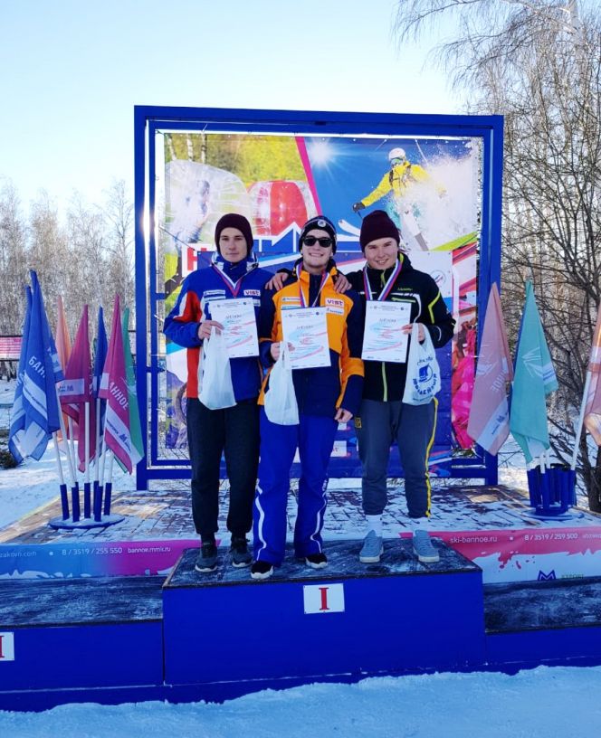 Олег Жудин – серебряный призёр юниорского первенства России по скоростному спуску