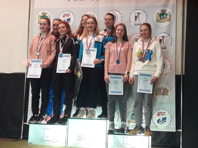 Алтайские биатлонистки - бронзовые призёры первенства России среди спортсменок 16−17 лет