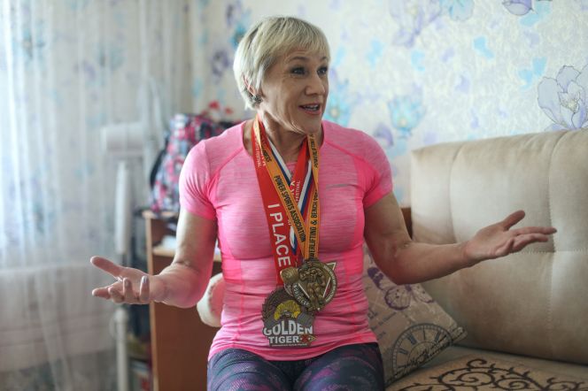 Леди-терминатор: пенсионерка на Алтае занялась пауэрлифтингом и стала чемпионкой