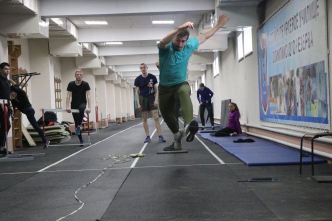 Тренировка Сергея Шубенкова в Алтайском училище олимпийского резерва