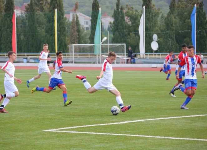 "Алтай-2004" вошел в квартет сильнейших на Кубке Артека-2019