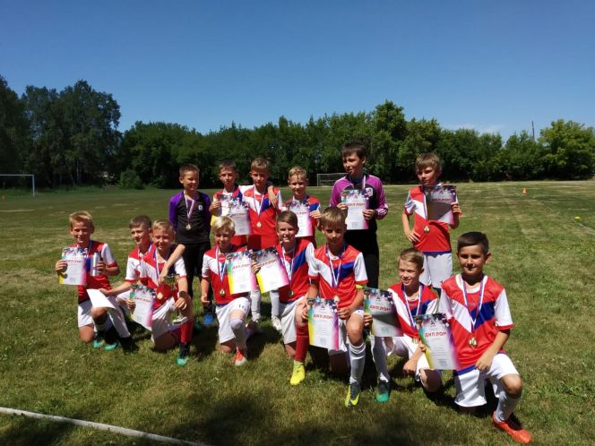 Футболисты барнаульского «Патриота» выиграли финал регионального этапа всероссийских соревнований «Кожаный мяч» в младшей возрастной группе