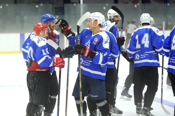 Сегодня в Барнауле официально открывается хоккейный сезон