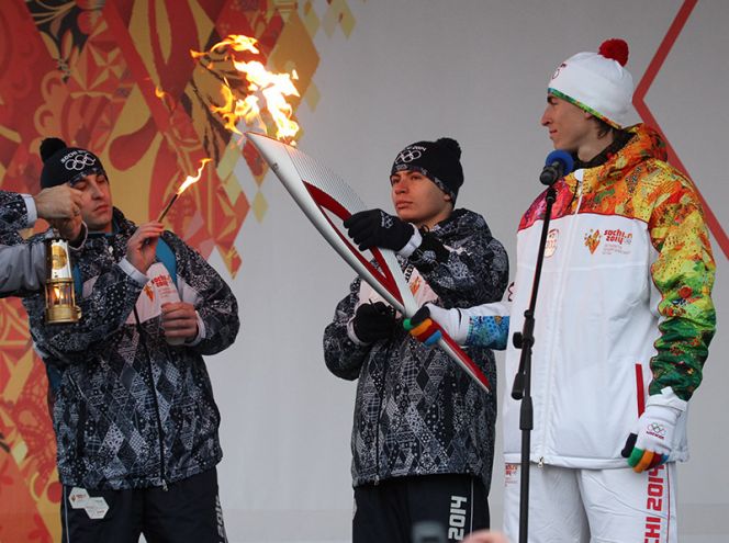 Эстафета олимпийского огня в Барнауле. Как это было