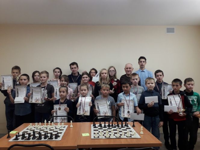 В бийском филиале краевого шахматного клуба состоялся первый турнир - детский «Кубок Наукограда»