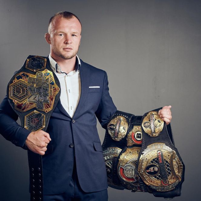 Известный боец-профессионал Александр Шлеменко будет гостем чемпионата Сибири по ММА в Барнауле