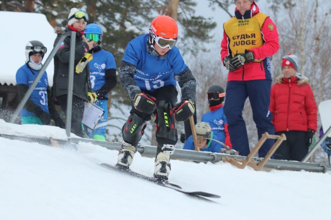 На "Авальмане" стартовал 2-й этап Кубка России по сноуборду. Фото: Александр Чёрный