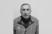 На 75 году ушел из жизни один из ветеранов алтайского хоккея Герман Васильевич Сурков