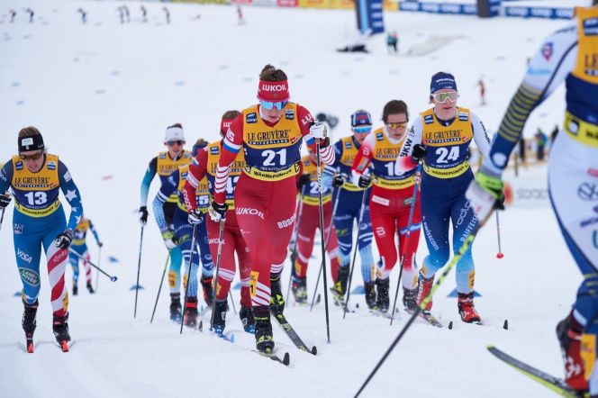 Яна Кирпиченко (№21). Фото: Федерация лыжных гонок России