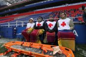Протокол COVID в России: 200 человек на стадионе, 18 футболистов от команды, врачи и полицейские