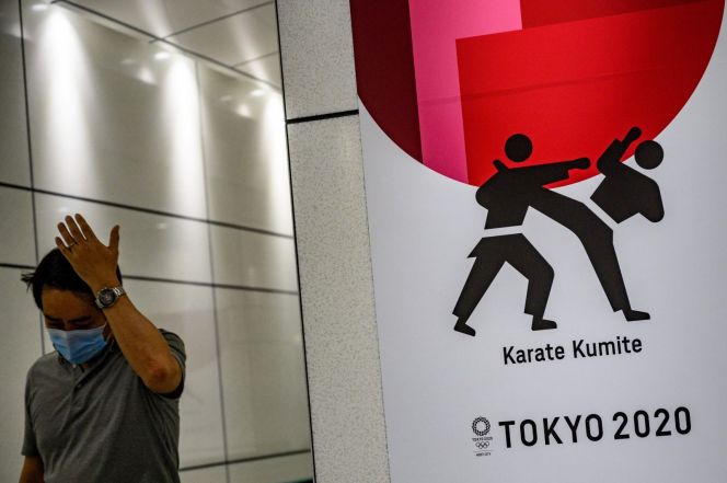 В Токио все больше сторонников набирает идея отменить Олимпиаду. Фото AFP
