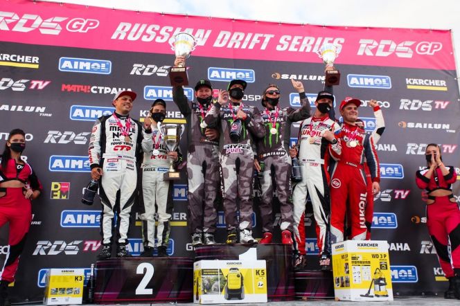 Барнаулец Иван Никулин стал победителем II этапа дрифт-серии RDS GP в командном зачете 