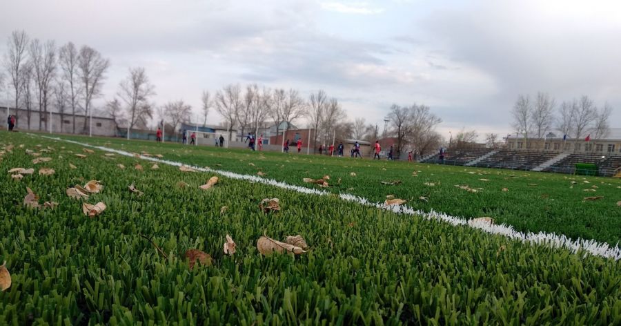 В Славгороде открылось искусственное футбольное поле по федеральному проекту «Спорт - норма жизни» 