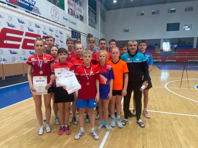 Алтайские теннисисты завоевали 11 медалей на всероссийском юношеском турнире в Бердске