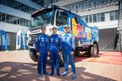 Команда "КАМАЗ-Мастер" презентовала новый спортивный грузовик К5, который примет участие в ралли "Шёлковый путь-2021" 