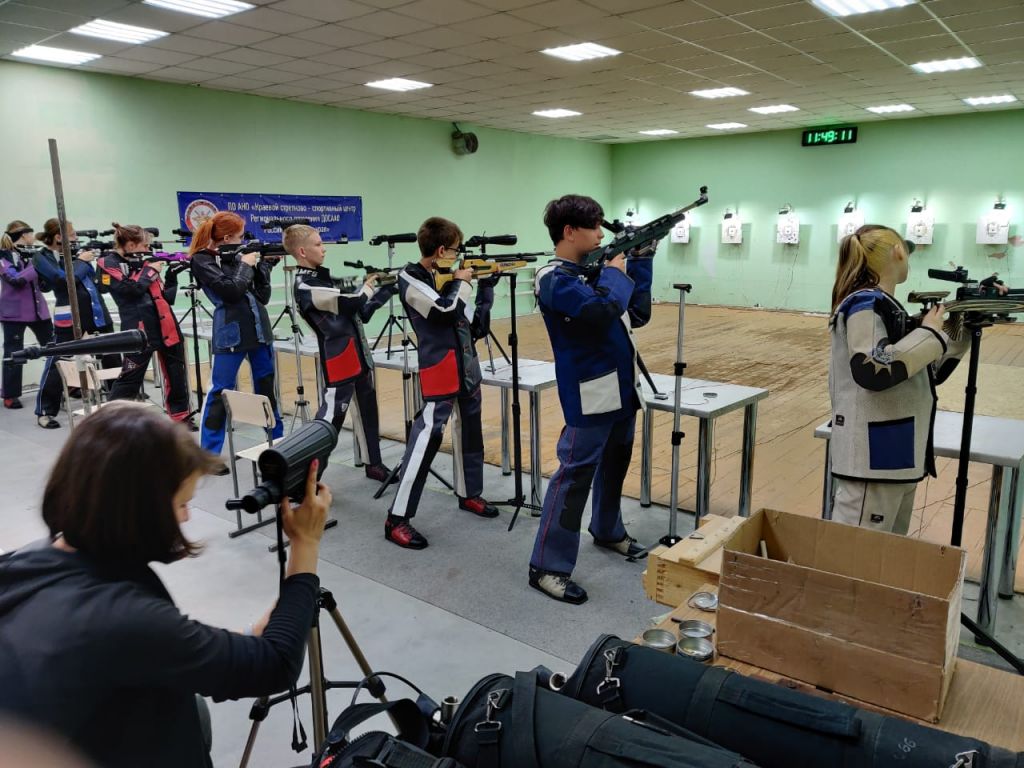 Спортивно стрелковый центр досааф. Первенство Алтайского края по пулевой стрельбе 2022. Спортивная стрельба ДОСААФ. Первенство Красноярского края по пулевой стрельбе. Спортивная стрельба Барнаул.