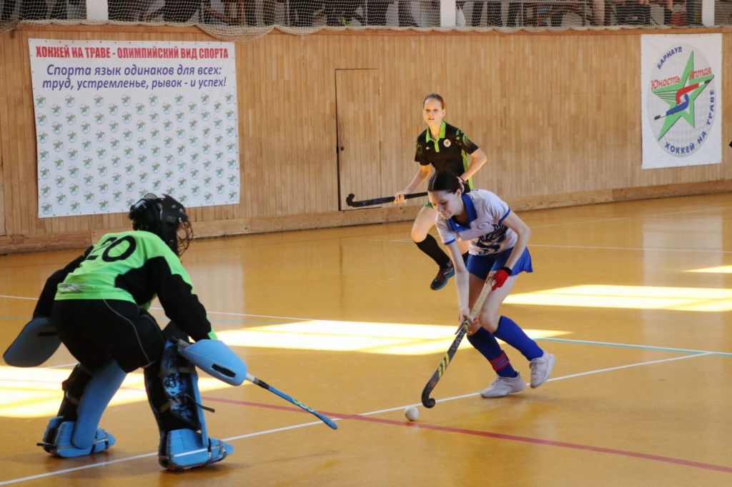 Алтай спорт. Юность Алтая хоккей на траве. Хоккей на траве. Хоккей на траве Барнаул Юность Алтая команда. Юность Алтая СДЮШОР по хоккею на траве.