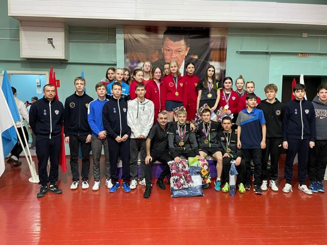 Мастера малой ракетки региона завоевали 10 медалей на традиционном Кубке Зеленогорска - Мемориале Шубина