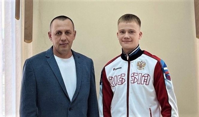 Данил Белевитин с тренером Андреем Севагиным