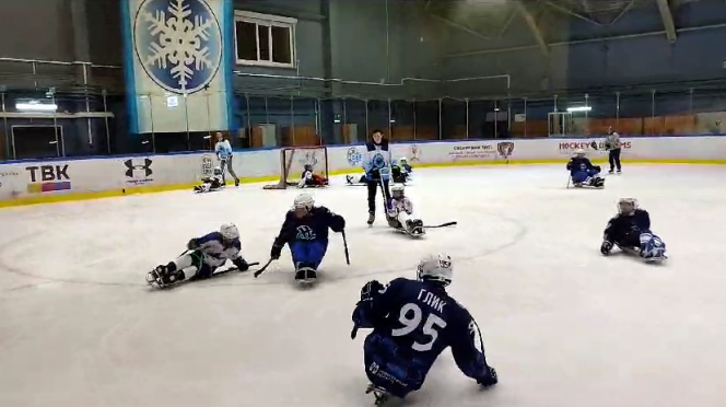 Детская команда по следж-хоккею «ВОИтели-Алтай»  приняла участие в первом выездном турнире