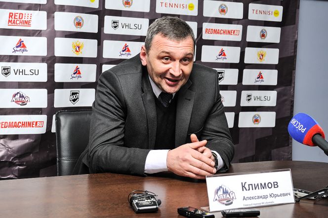 Фото с официального сайта ХК «Алтай». Александр Климов, главный тренер «Алтая»