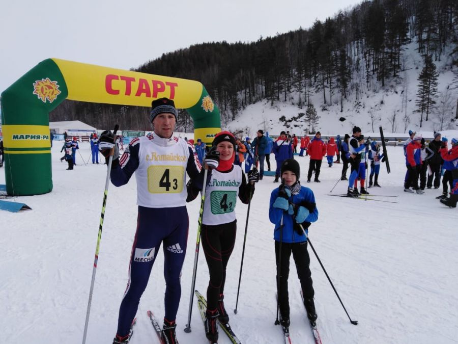 Вопиловы из Благовещенского района - победители лыжной эстафеты среди спортивных семей с мальчиками