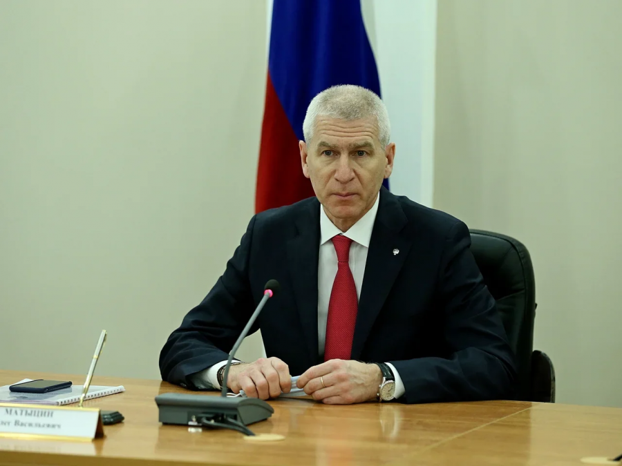 Министр спорта алтайского. Министр спорта Алтайского края Рябцев. Зам министра по спорту в Алтайском крае. Матыцин Виктор Семенович. Министерство спорта Алтайского края.